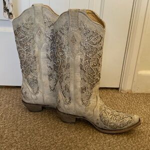CORRAL WOMEN'S GLITTER INLAY AND CRYSTALS WEDDING BOOTS - SNIP TOE